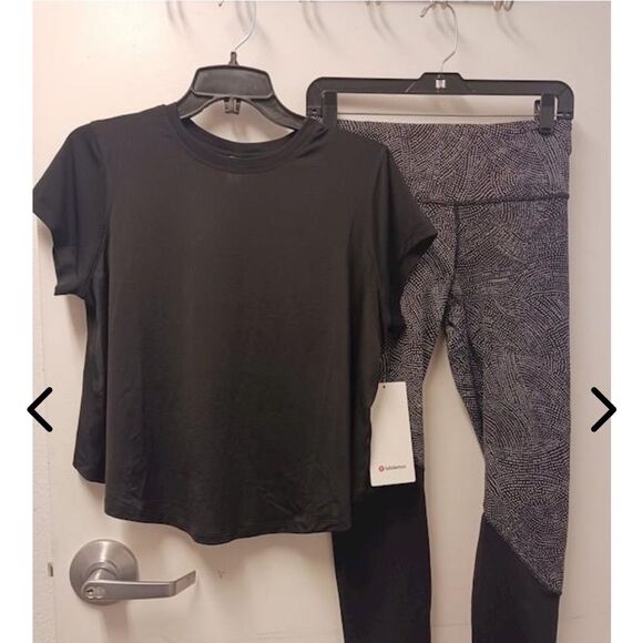 lululemon athletica Pants - ⚪️Lululemon Black/White Leggings with brand new Black Short Sleeve Size 8